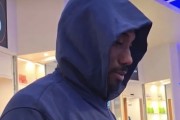 九游娱乐-伦纳德谈对阵开拓者：就做每场都做的事，并确保我们不犯错